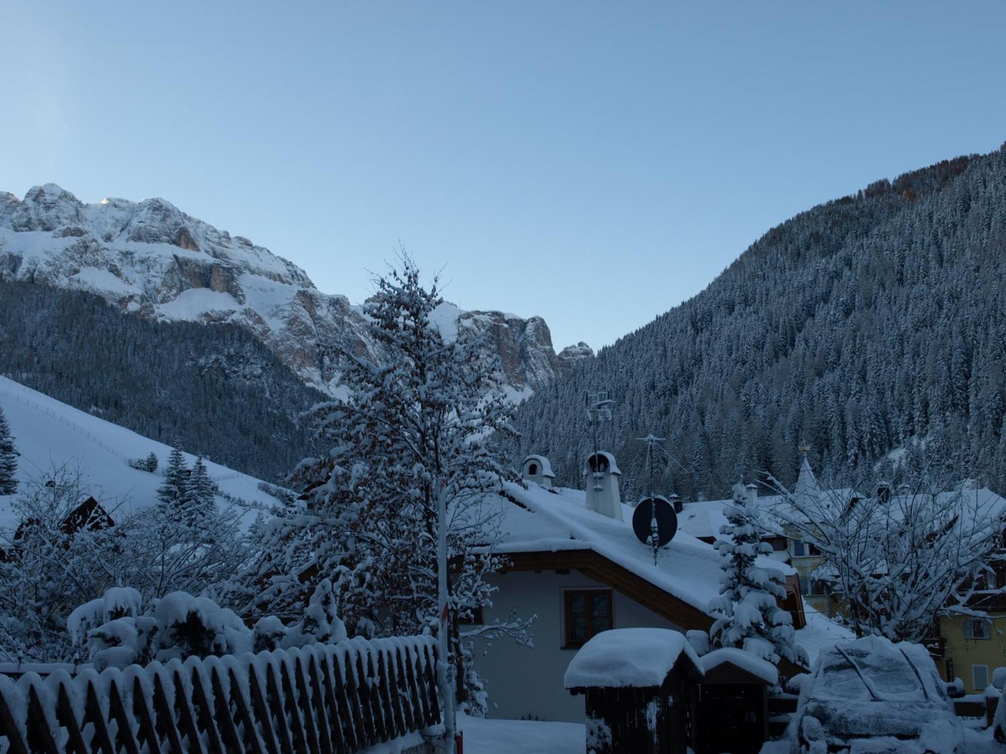 Bed and Breakfast Garni Flurida Selva di Val Gardena Exterior foto